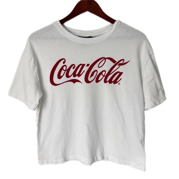 Zara Coca Cola Tee - Picture 1 of 4